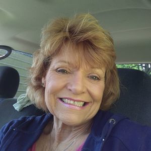 Meet your Posher, Evelyn