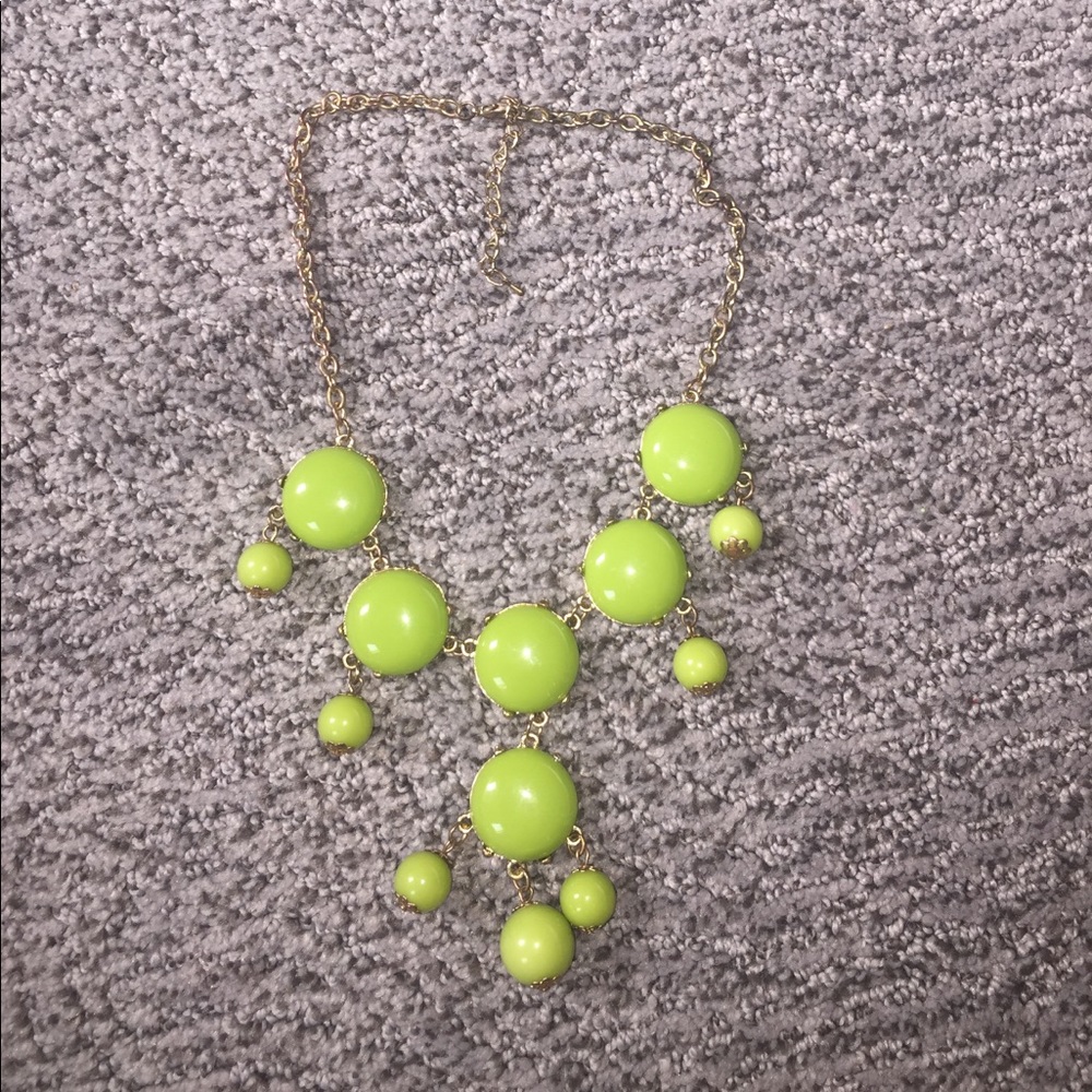 Green bubble necklace