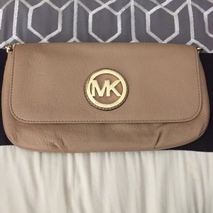 Michael Kors nude clutch