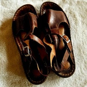 Brown, leather Born sandals
