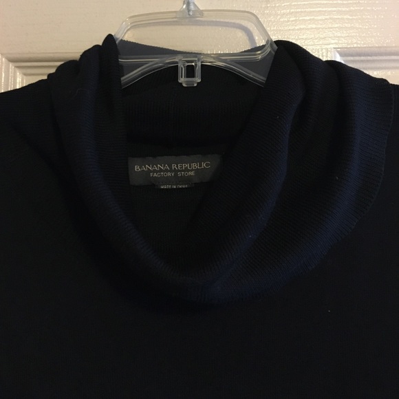 Banana Republic XS black sleeveless top - Picture 2 of 4