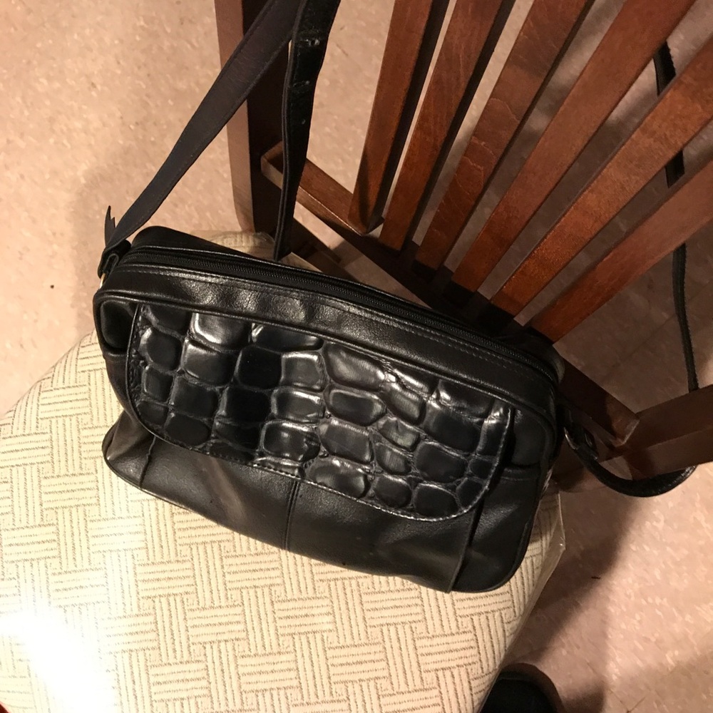 Black cross-body Purse