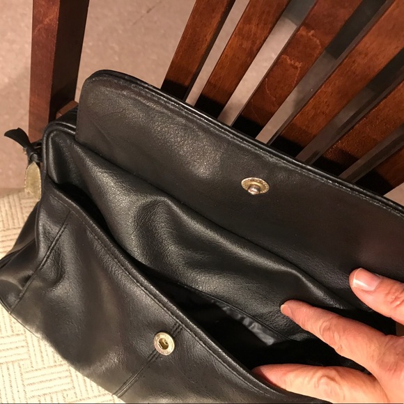 Black cross-body Purse - Picture 2 of 8