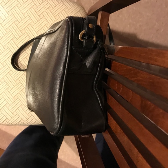 Black cross-body Purse - Picture 5 of 8