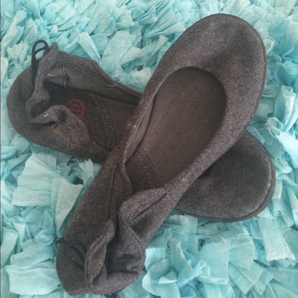 Big Buddha Grey Flats