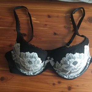 Victoria's Secret bra