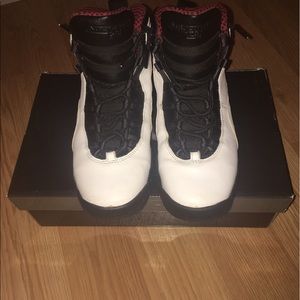 Air Jordan Retro 10 Chicago