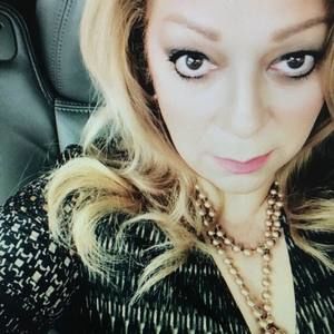 Meet your Posher, Lupita