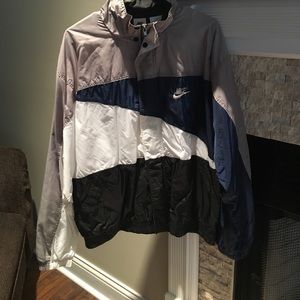 VINTAGE Nike Windbreaker