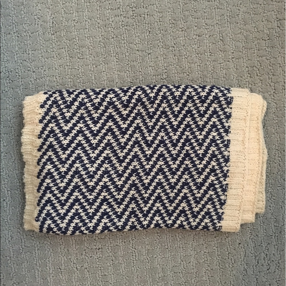 Infinity scarf