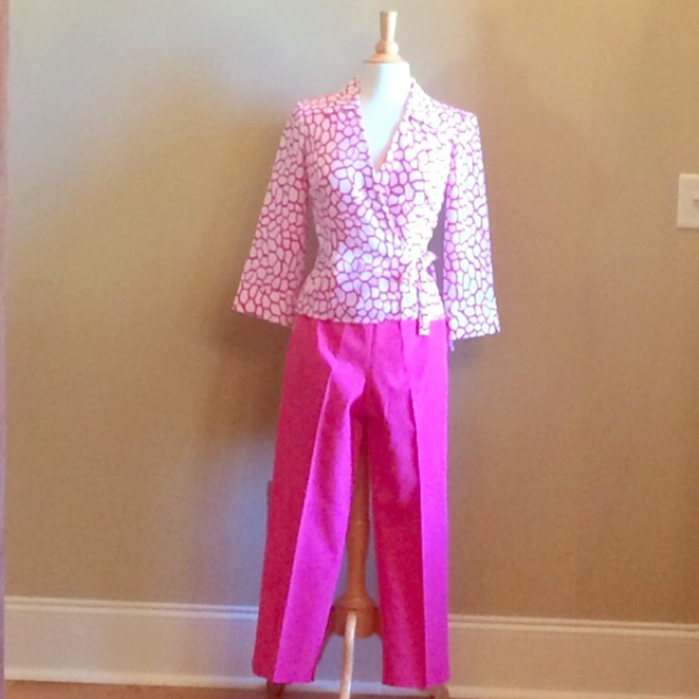 PINK GIRAFFE-PRINT PANTSUIT
