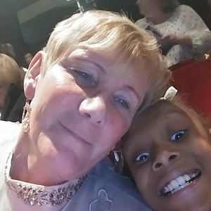 Meet your Posher, Eva