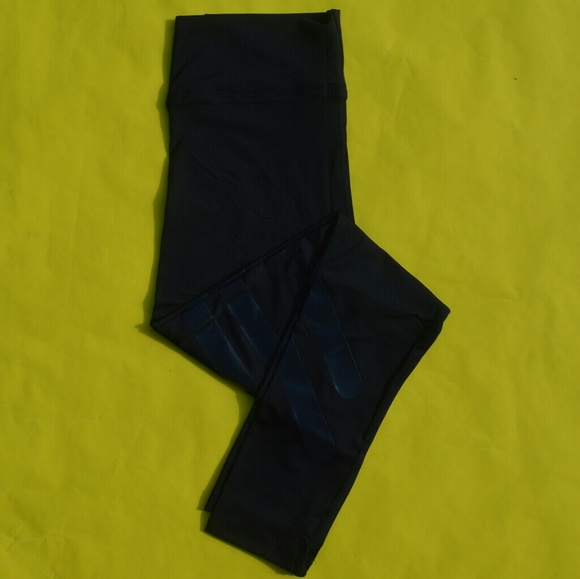 Brand New Black Moto High Rise Workout Leggings - Picture 5 of 6