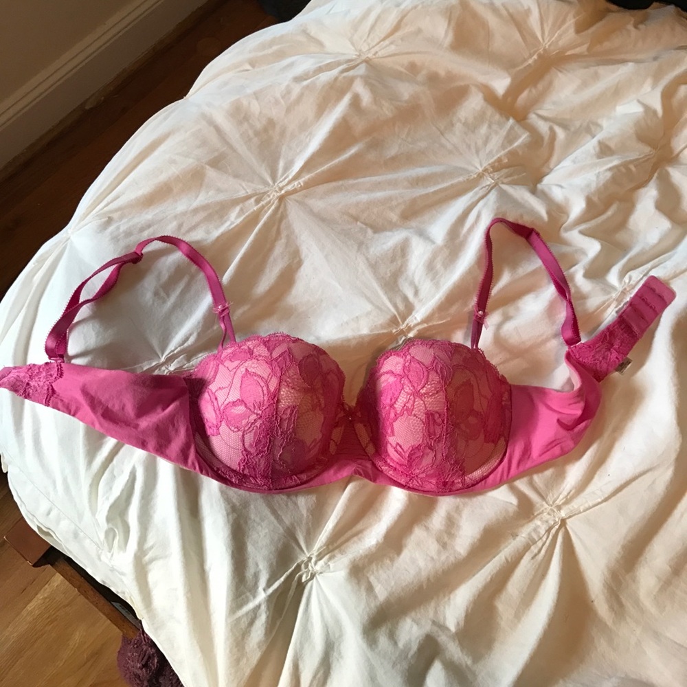 34B Victoria's Secret Bra