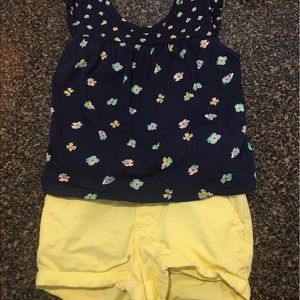 Oldnavy outfit 12 to 18 m