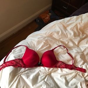34B Victoria's Secret Red Bra