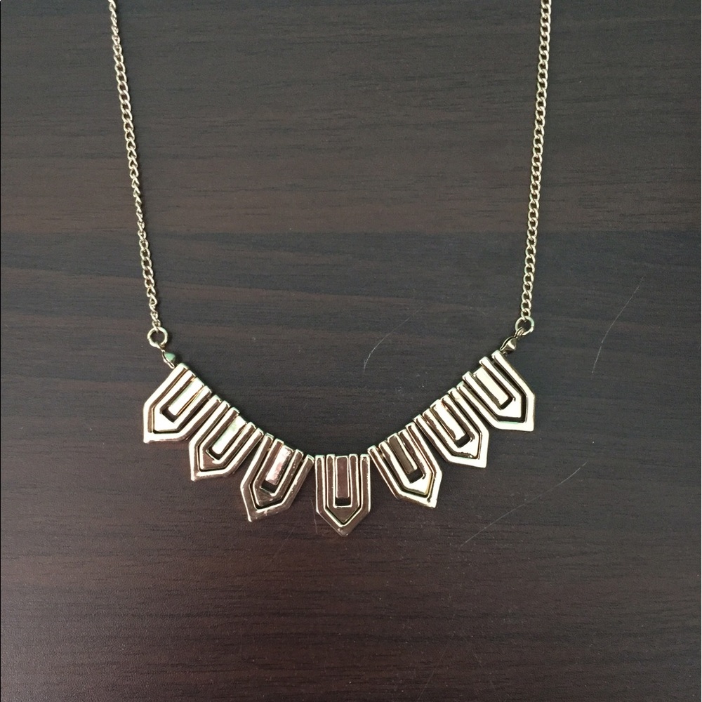 Forever 21 gold necklace