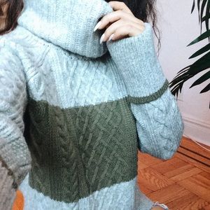 Heather grey olive green turtleneck