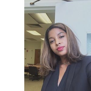 Meet your Posher, Carolinne