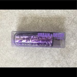 NIB Urban Decay Revolution Lipstick