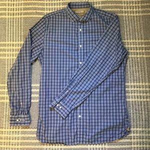 Banana Republic: Men's Large Blue Dress Shirt