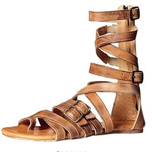 Bedstu Sandals