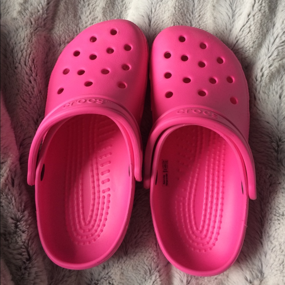 pink crocs