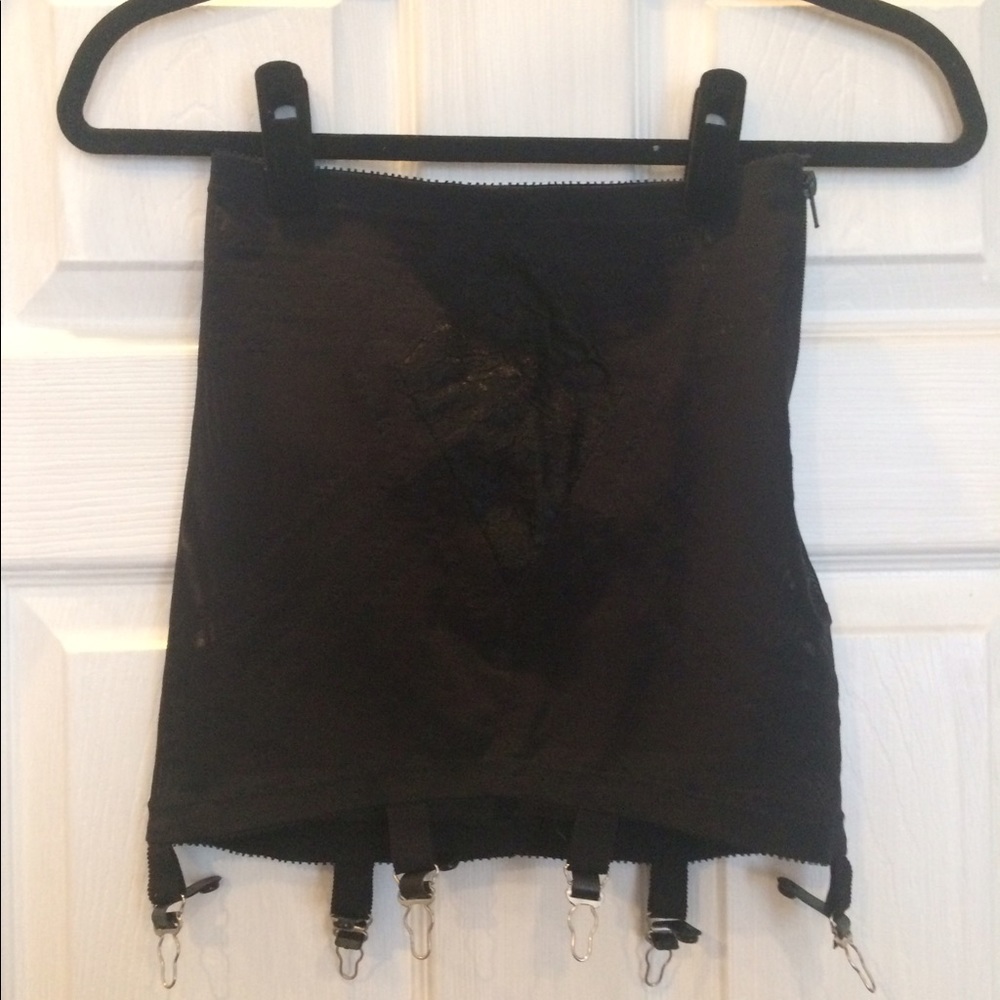 Lingerie bundle! Shapewear and stockings