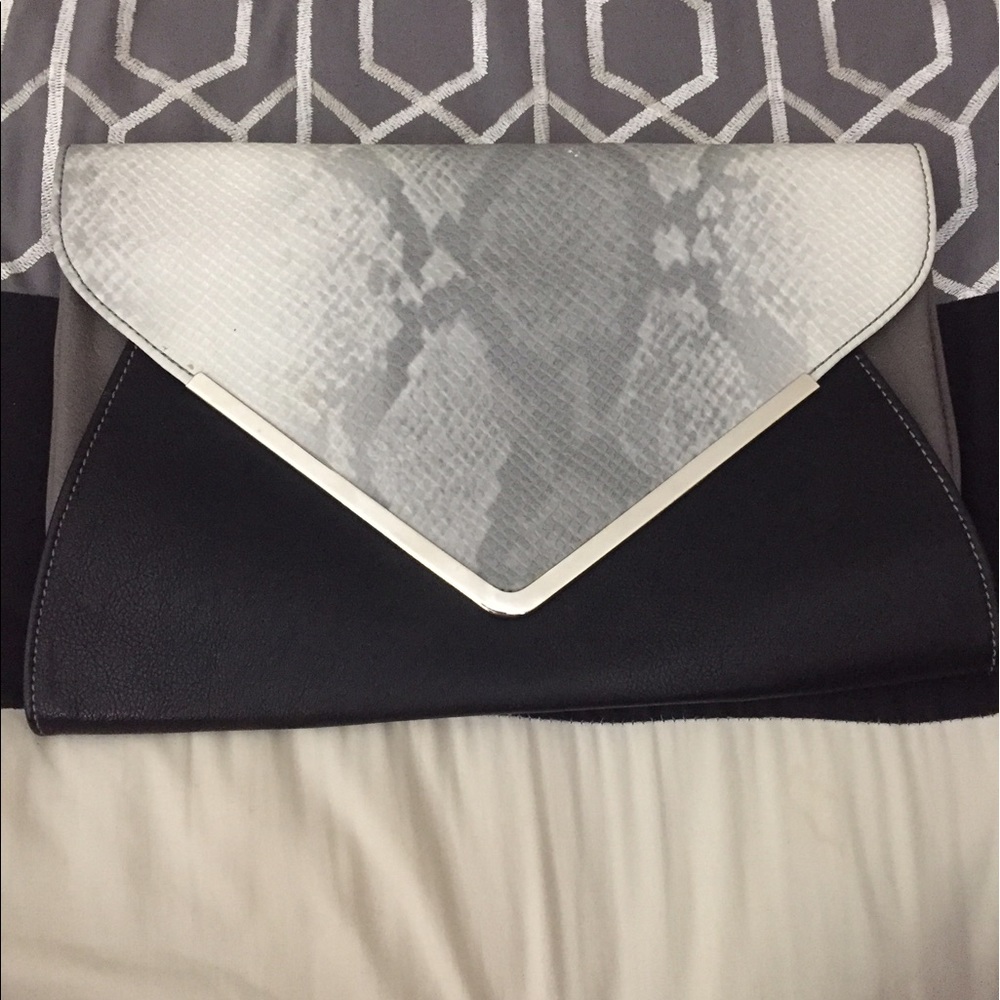 Black and gray clutch