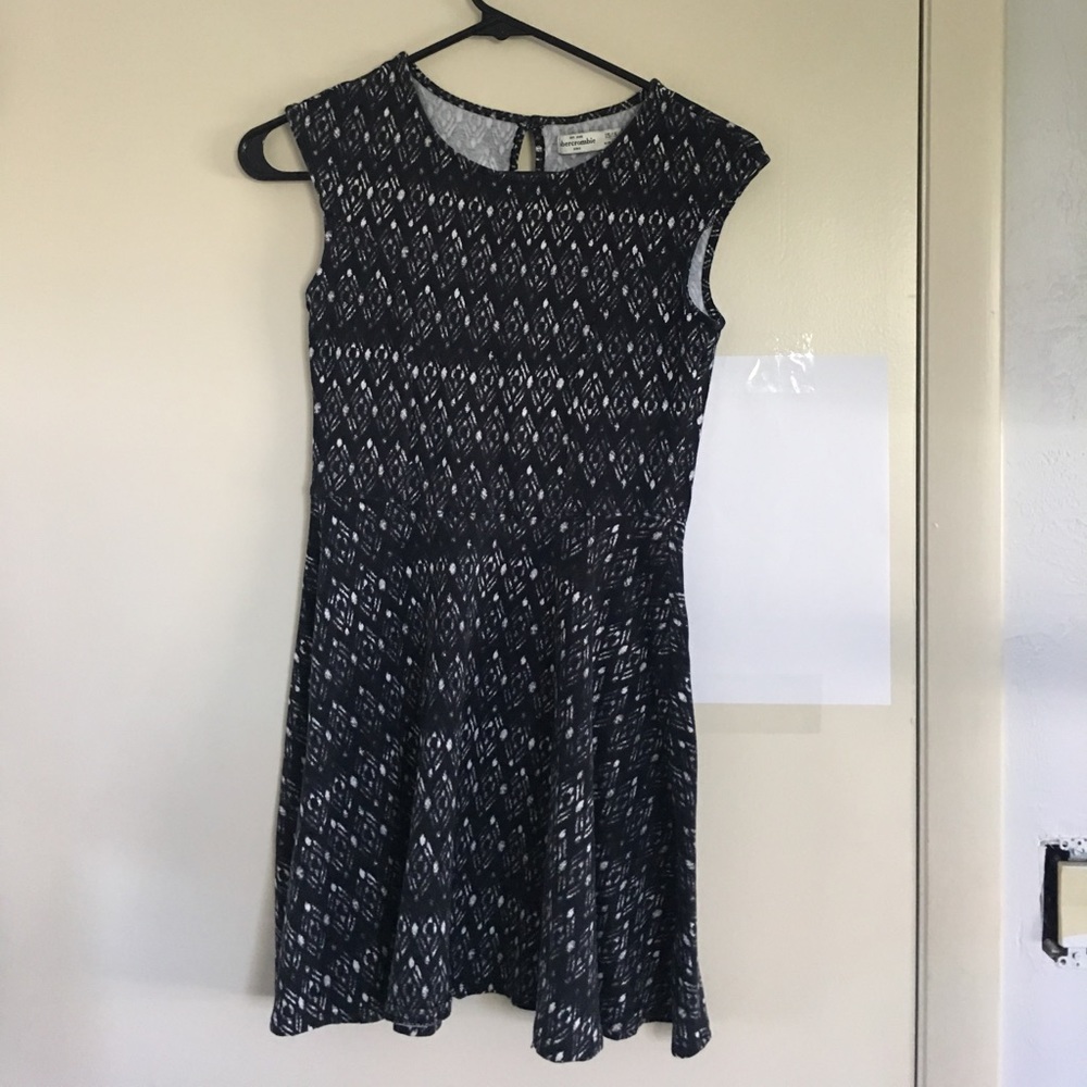 Abercrombie Kids Navy Blue and White Dress