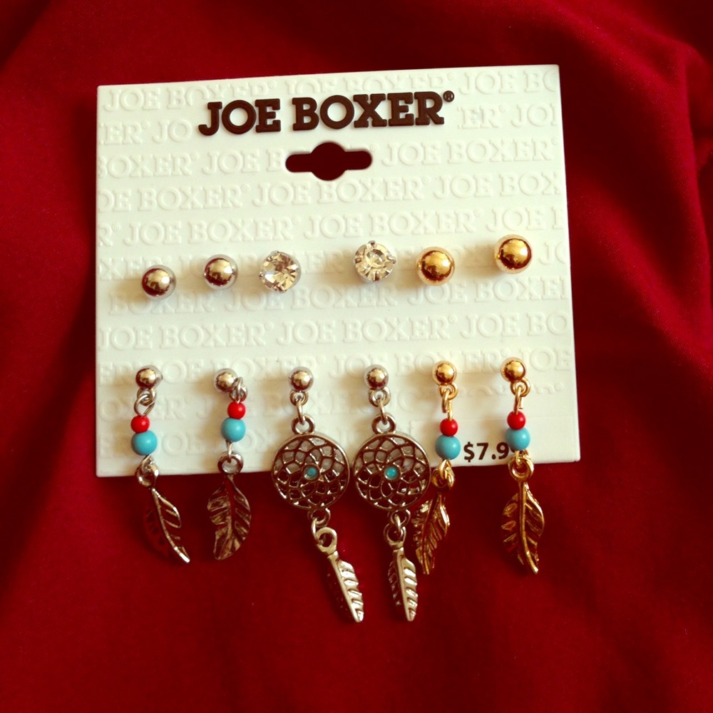 ❗️BOGO SALE❗️Fashion Studs