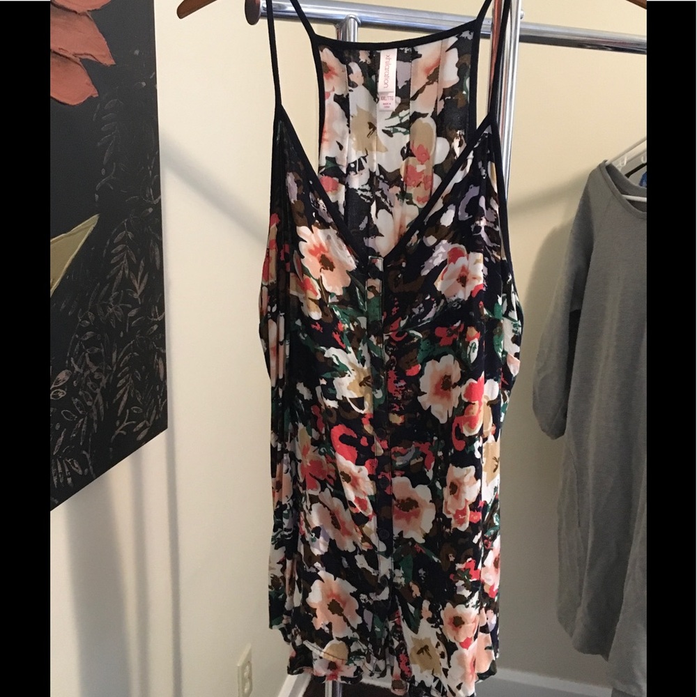 Xhiliration Floral Tank
