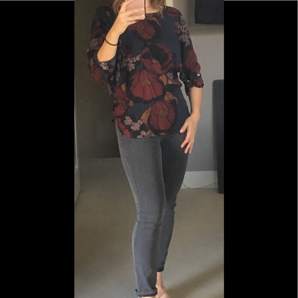 Ann Taylor Loft Long sleeve Blouse. Size small.