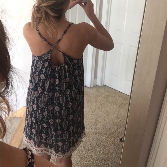 Hollister patterned swing dress - Picture 2 of 4