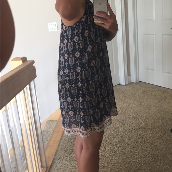 Hollister patterned swing dress - Picture 3 of 4