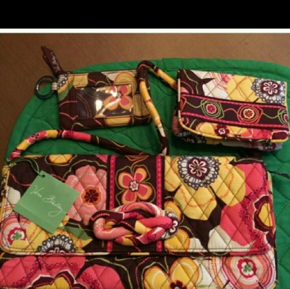 Handbags - Vera Bradley Bundle Nwt