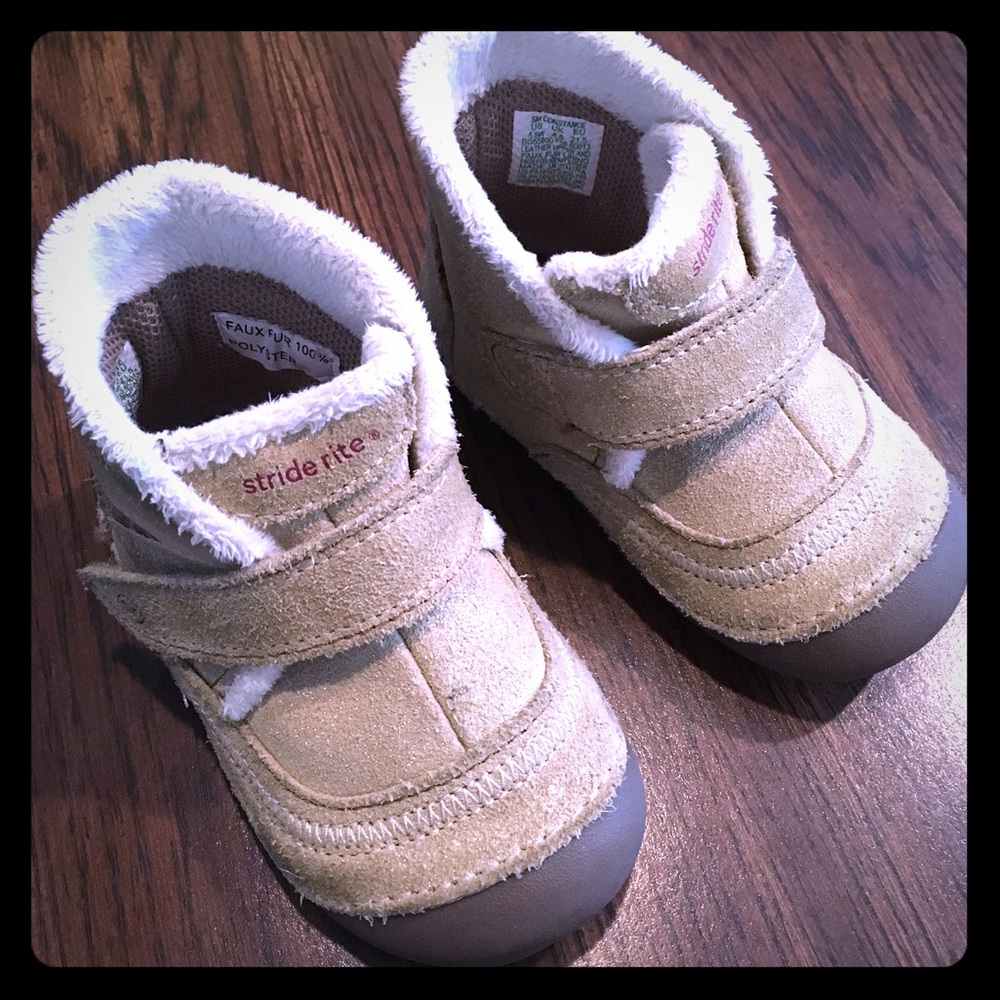 EUC stride rite shimmer tan bootie size 5.5