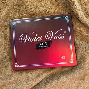 VIOLET VOSS holy grail palette
