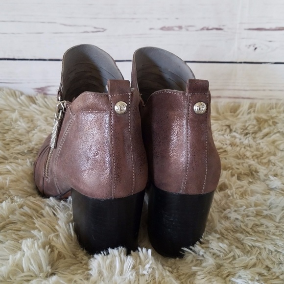 Donald J. Pliner "Elton" ankle boots size 6M - Picture 3 of 8