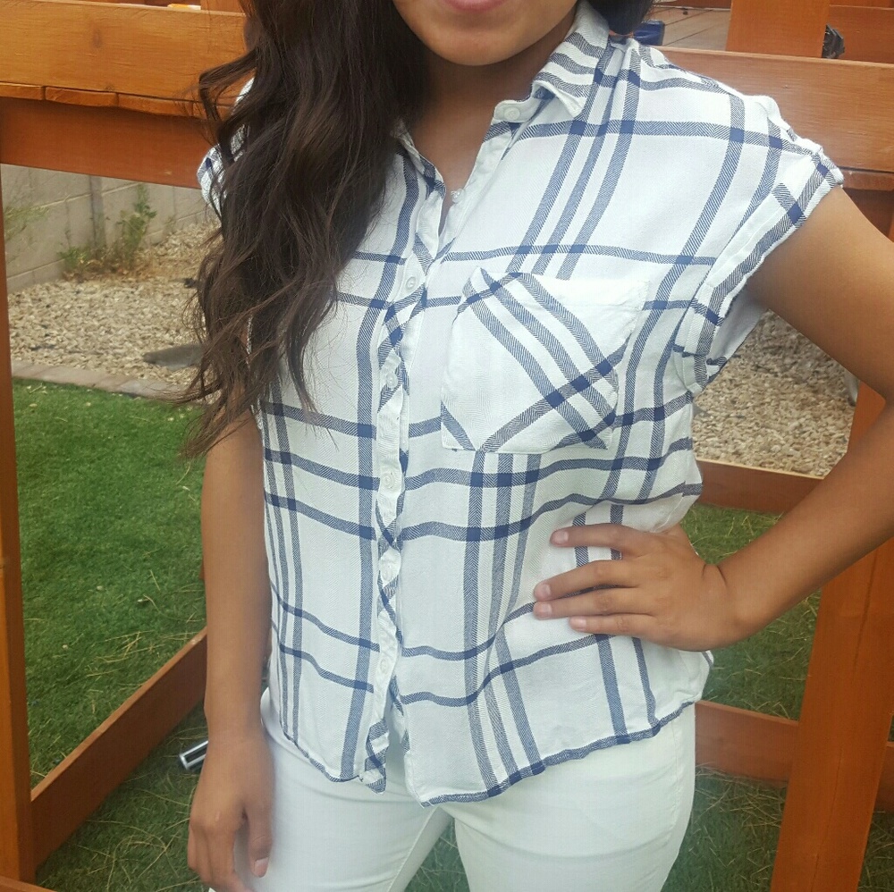 Stacato plaid top