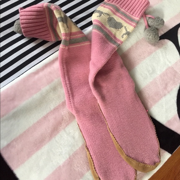 VS full length slippers. Only worn three times - Picture 1 of 3