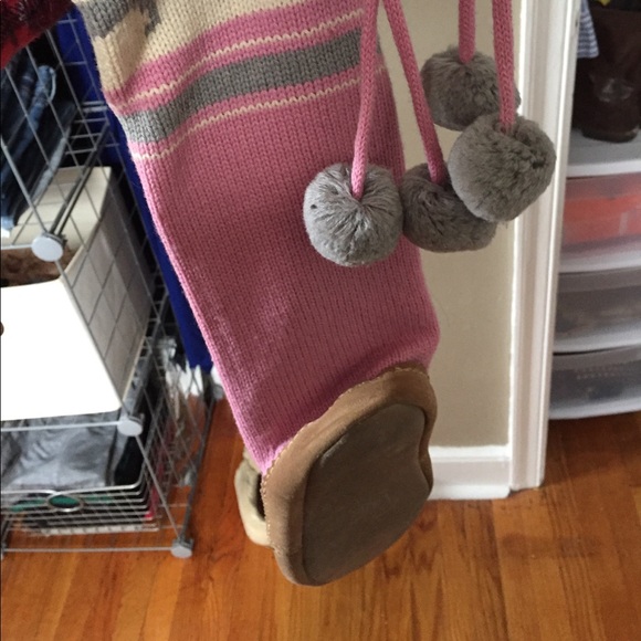 VS full length slippers. Only worn three times - Picture 2 of 3