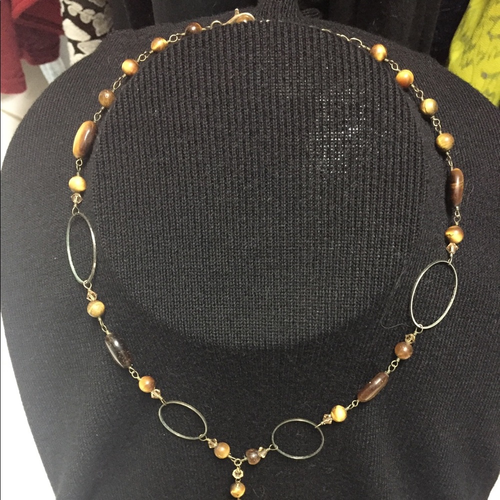 Gold tinted necklace