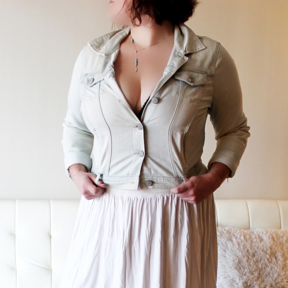 Light Wash Denim/Jean Jacket (Jennyfer)
