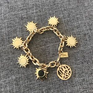 Lilly Pulitzer - Gold Sun Charm Bracelet. Lilly Pulitzer - Gold Sun Charm Bracelet.