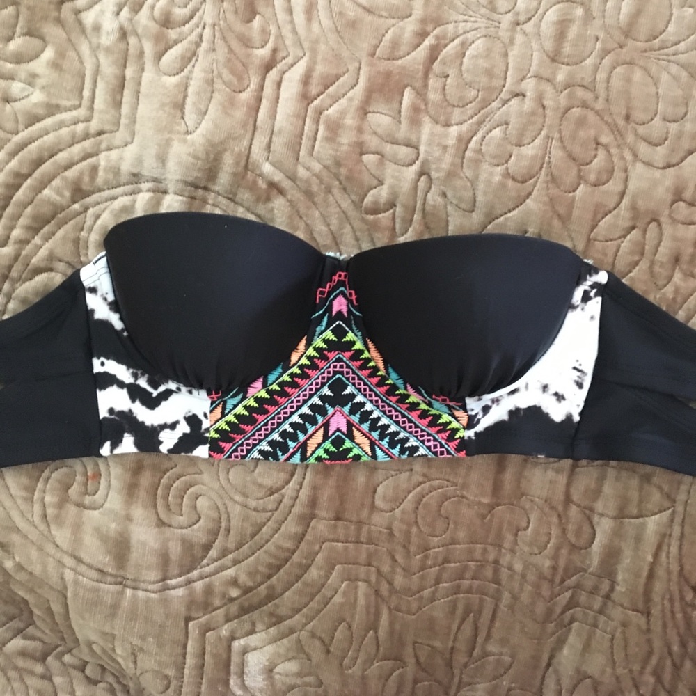 Tribal Bandeau Bikini Top
