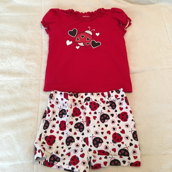 kidgets kidgets 2 set size 3t from erma s closet on poshmark kidgets kidgets 2 set size 3t from erma s closet on poshmark