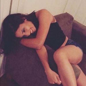 Meet your Posher, Leah