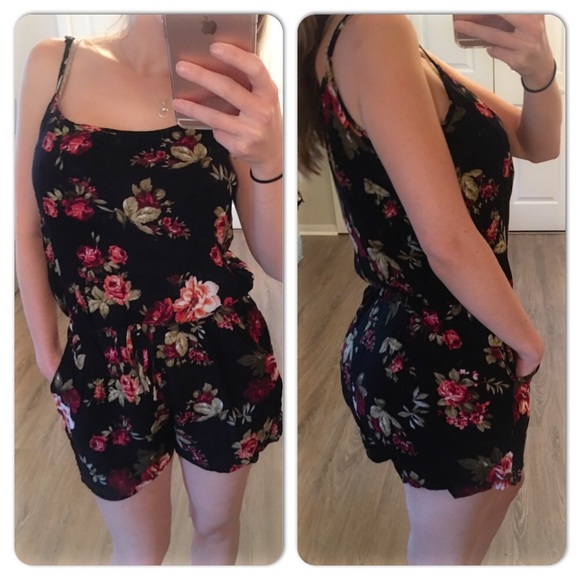 Black Floral Romper - Picture 2 of 3