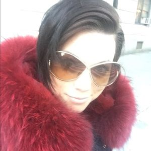 Meet your Posher, Anne